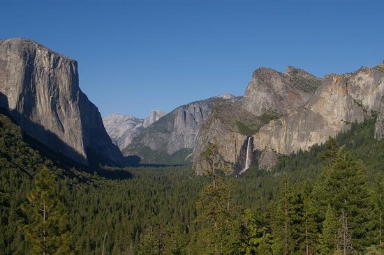 das Valley im Abendlicht, links der El Capitan