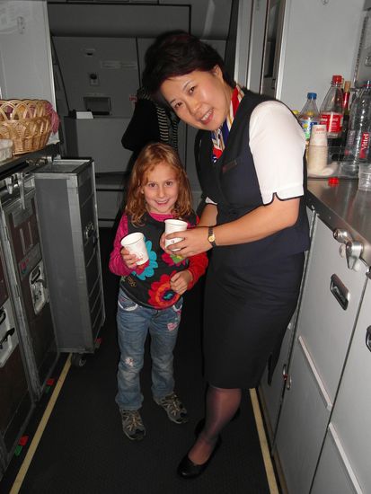 Eine der netten Stewardessen im Airbus