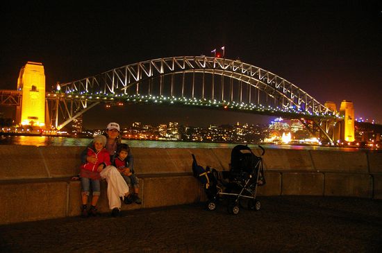 Harbour Bridge by night
