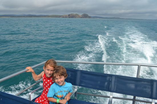 Überfahrt zur größten Insel...