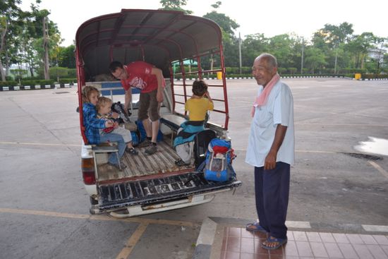 Unser Fahrservice am Morgen in New Sukhothai
