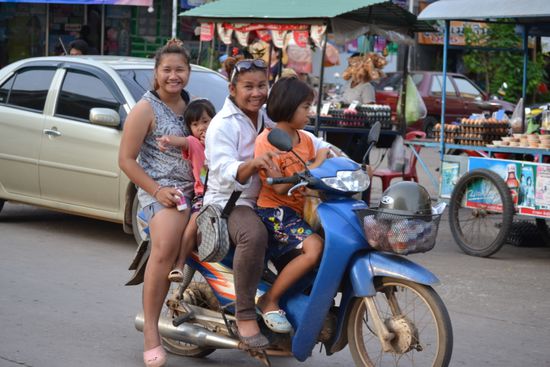 Max. Last? Max. Personenzahl? Helmpflicht? Wer steuert eigentlich?