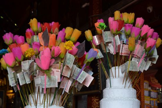 Opfergaben an Buddha