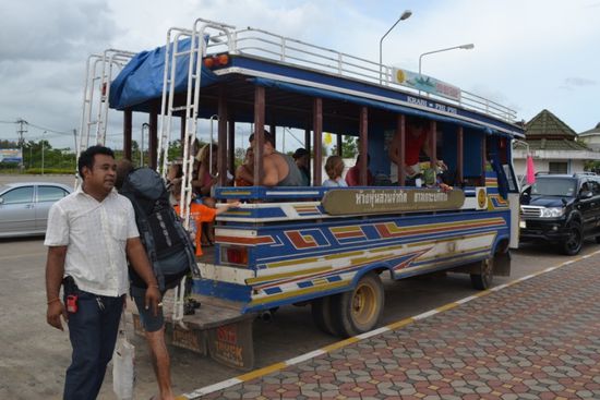 Ankunft in Krabi - mit dem Songthaew in die Stadt