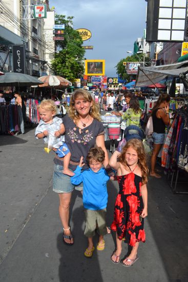 Auf zur Shopping-Tour auf der Khao San Road