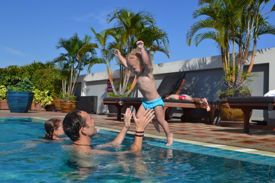 Immer wieder mal abkühlen im Dachpool