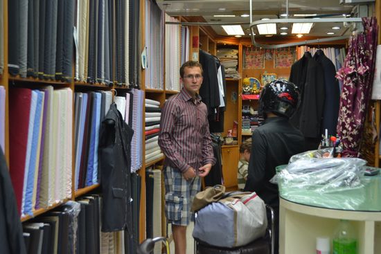 Die Hemden werden 20Uhr (keine 24h nach Bestellung) noch geliefert