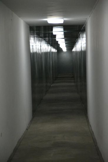 Tunnel im Bunker unter dem Palast