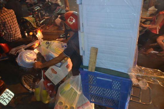 'Leicht' beladenes Mopped mit Möbelstück