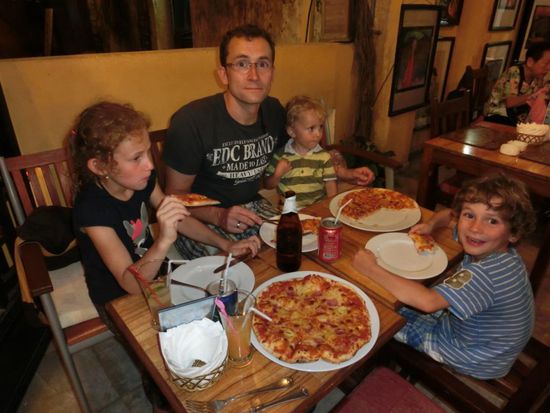 Nochmal: Lecker woodfired Pizza