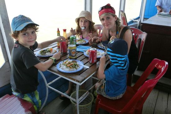 Lunch auf dem Boot zurück nach Hoi An