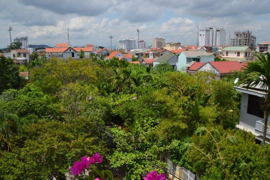 Blick von unserem Hotel auf Hue