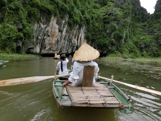 Kurz vor einer Grotten-Durchfahrt