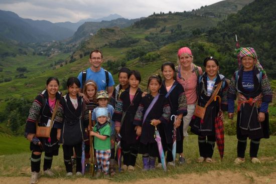 Links unsere Führerin Sang, die Anderen sind freiwillige Begleiter...