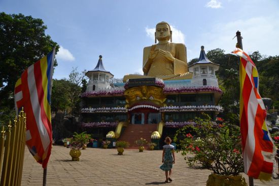 Am Golden Temple in Dambulla