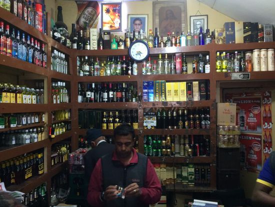 Für Alkohol gibt es extra Shops