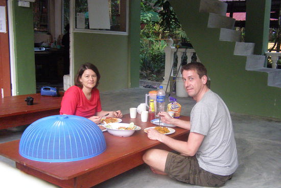 Zum Fruehstueck schnell noch Nudeln...