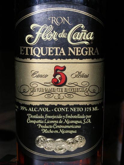 Flor de Caña, in diesem Fall Etiqueta Negra