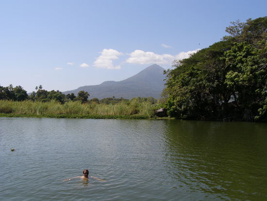 Das ist fein!
Im Hintergrund der Vulkan Mombacho