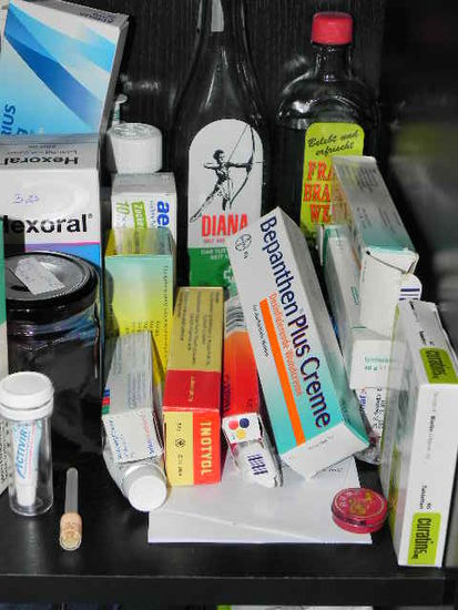 Vom Bauchgrimmen bis zu Ebola - für jedes Zipperlein haben wir ein passendes Mittel an Bord!