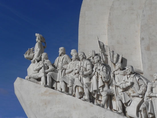 Allen voran Heinrich der Seefahrer. Dann u.a. Vasco da Gama, Ferdinand Magellan und Bartolomeu Diaz.
