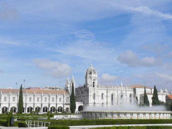Ein weiteres Highlight von Belém ist das Mosteiro dos Jeróminos (Hieronymuskloster).