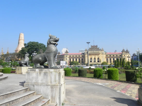 Stadtpark, Yangon - kann nichts und kostet sogar Eintritt!
