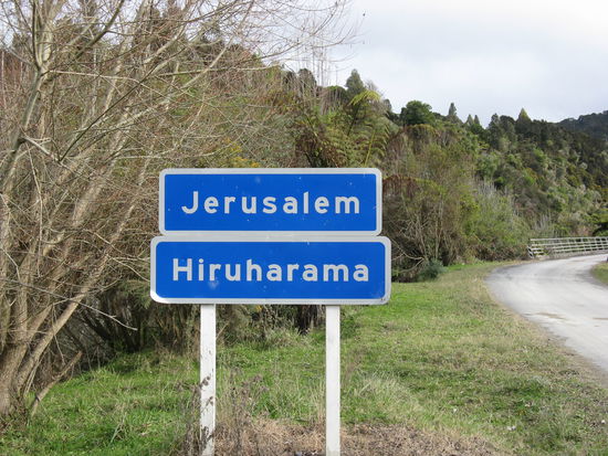 Der Ort "Jerusalem" an der "Whanganui River Road" hat ....