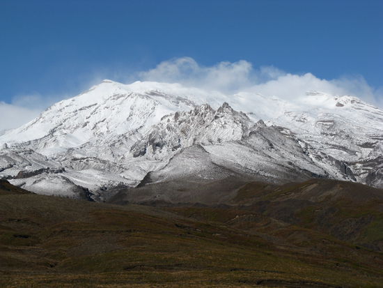 Am Fusse des "Mt. Ruapehu" (2797 m), hoechster Berg der Nordinsel