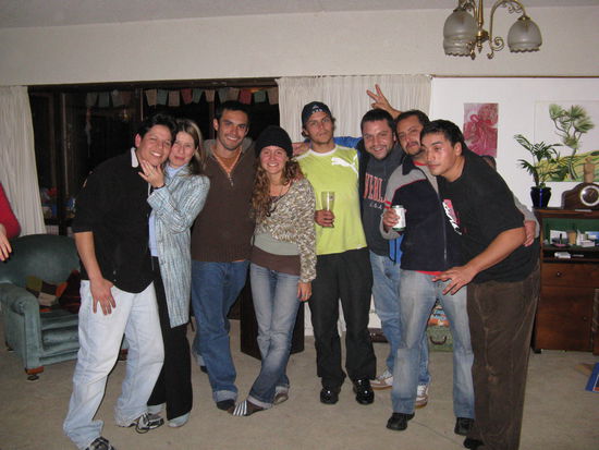 Die Chile-Connection auf der Party am ersten Abend.