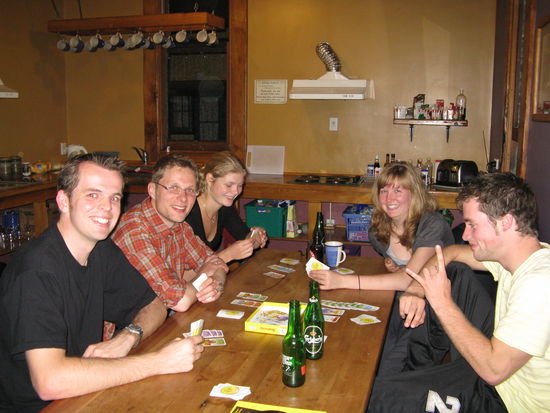 Lustige Runde. Links: Ron, Ich, Rosanna
Rechts: Lars, Veronika