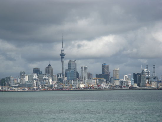 Die Skyline von Auckland