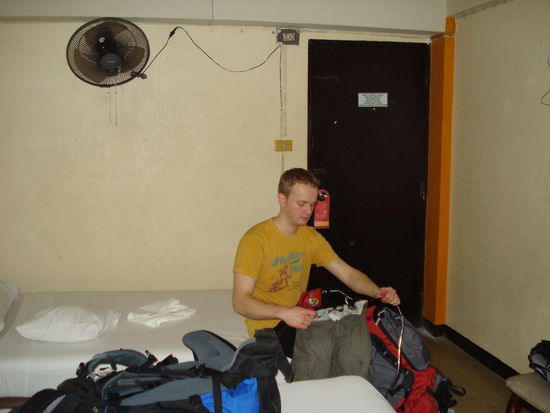 Unser Zimmer. Bis jetzt noch kakerlakenfrei, wir hoffen mal das bleibt so.