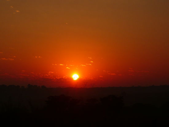 Aufbruch am naechsten Morgen bei Sonnenaufgang...Ziel: Sun City