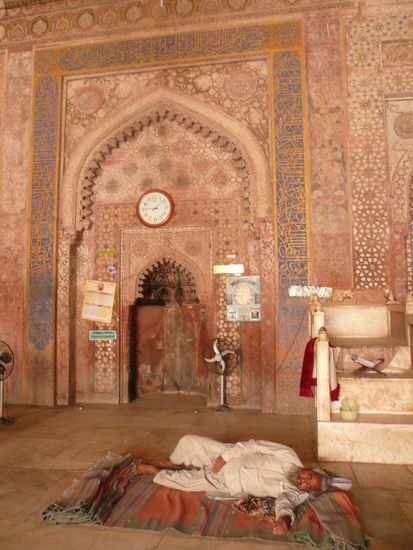 Vor der Moschee in Fatehpur Sikri