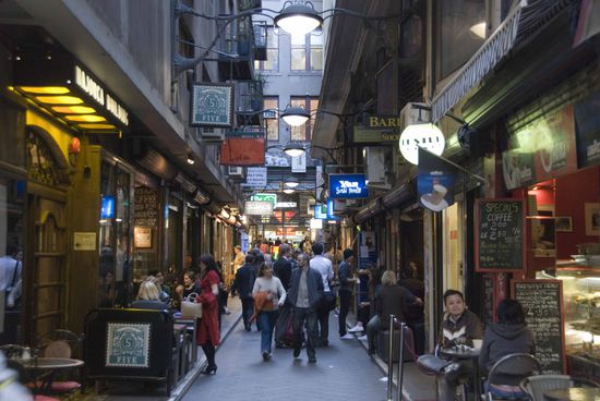 In der Cafe- und Schlemmerecke von Melbourne.