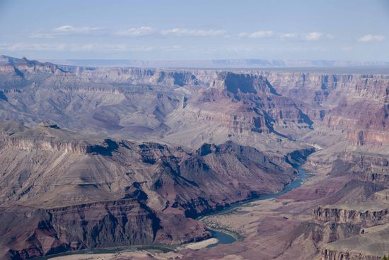 Weitere Bilder vom Grand Canyon, unten mit dem Colorado-River.