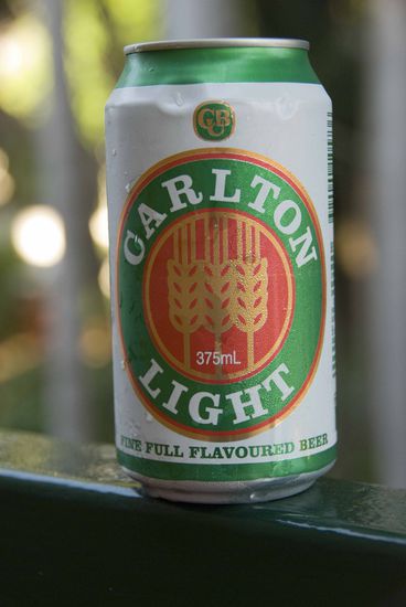 Australien: Carlton Light Beer aus Australien, 2,00 Euro für 0,375 Liter-Dose, 2,7% alc./vol., Note 3,0