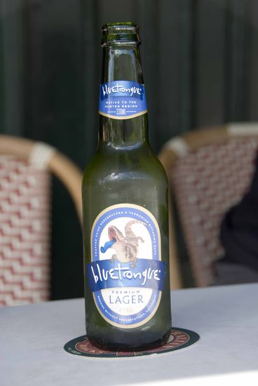 Australien: Bluetongue Premium Lager Beer aus Australien, ca. 4,00 Euro für 0,33 Liter-Flasche, 4,9% alc./vol., Note 2,8