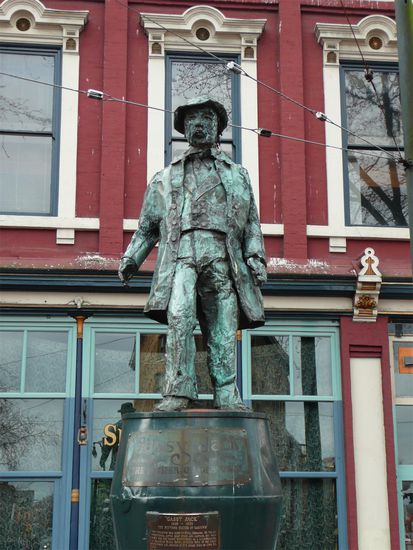 Das ist Gassy, mein alter Kumpel! Nach dem ist Gastown nähmlich benannt.