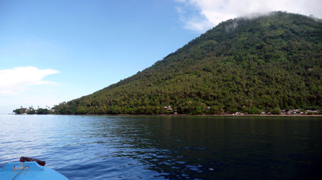 Die Vulkaninsel Manado Tua