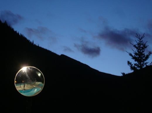 Abenddämmerung geniessen in den Hotsprings