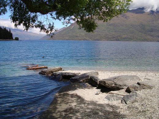 Sonnebaden am „Lake Wakatipu“