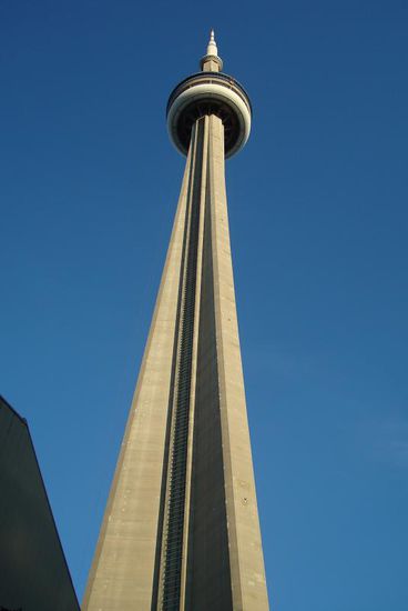 Der CN- Tower: einfach imposant!