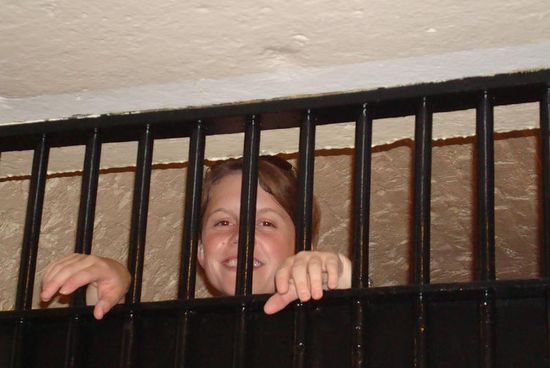 Madita auf ihrem Bett für die nächsten zwei Nächte…