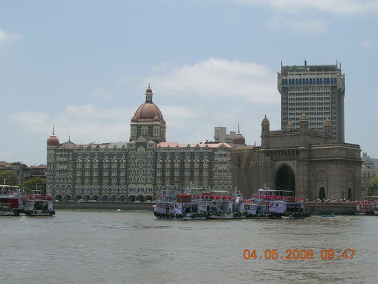 Auf dem Weg zum Elephanta Island