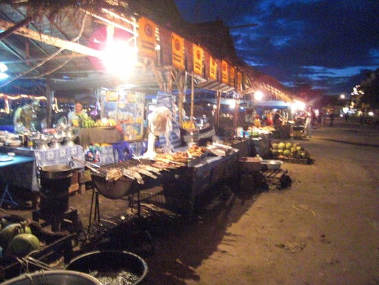 Nachtmarkt von Vientiane.