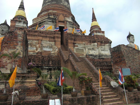 such den Marcus... so kann man eventuell die Dimensionen erahnen.