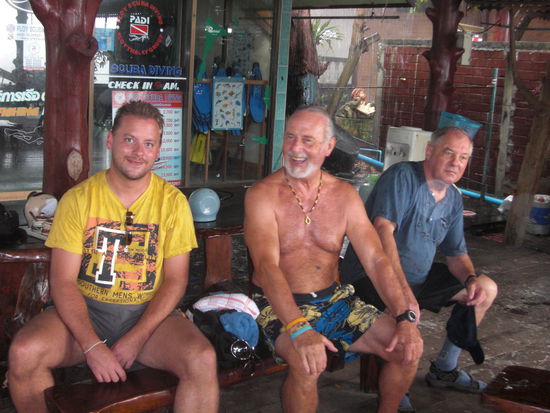 Bei der ersten Zwangspause und dem Warten auf besseres Wetter...