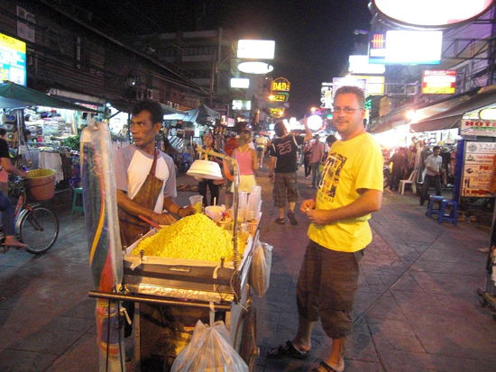 Marcus beim Snackeinkauf...